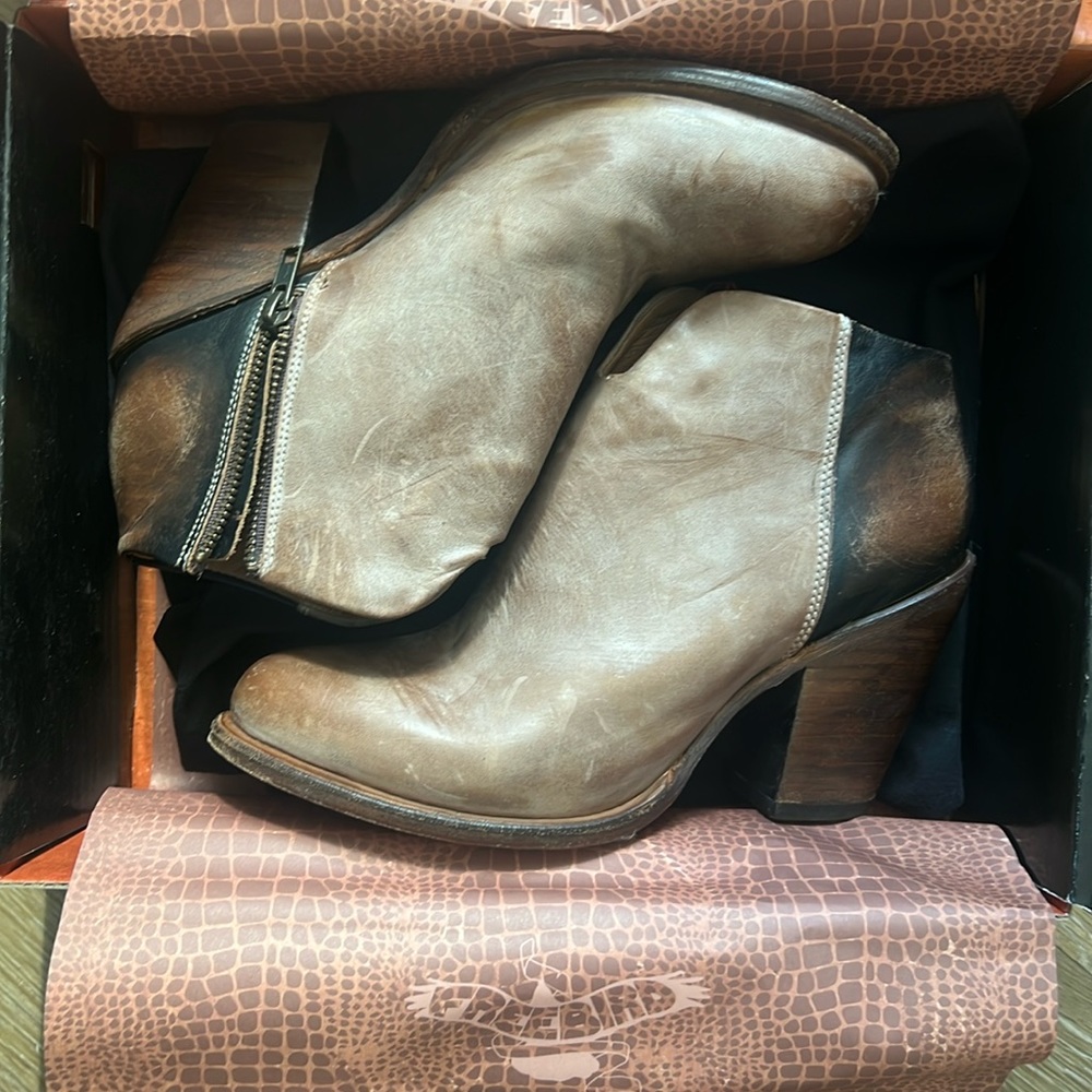 freebird Taupe and Black Leather Ankle Booties